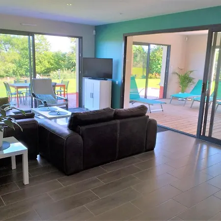בית נופש Maison Avec Piscine Interieure Privee Sans Vis A Vis Chauffee Toute L Annee *