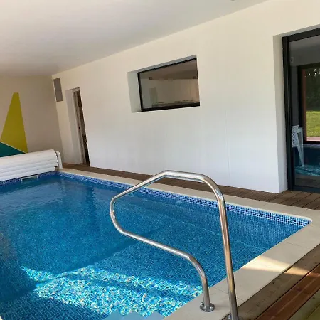 Maison Avec Piscine Interieure Privee Sans Vis A Vis Chauffee Toute L Annee Feriehus *