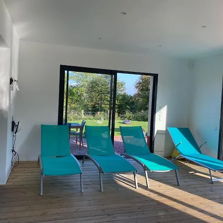 Maison Avec Piscine Interieure Privee Sans Vis A Vis Chauffee Toute L Annee בית נופש Quiévrecourt